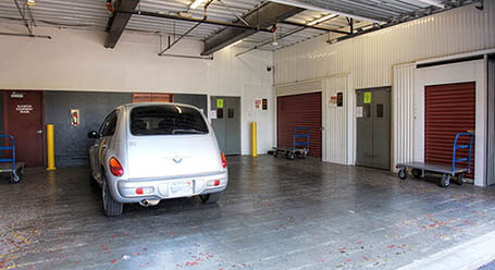 StorageMart en Southwest 16th avenue en Miramar Zonas de carga cubiertas