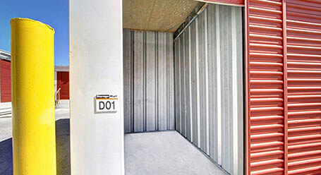StorageMart en Third St en Key-West Almacenamiento accesible en vehículo