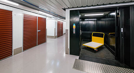 StorageMart en Halsted Street en Gold Coast Acceso al elevador