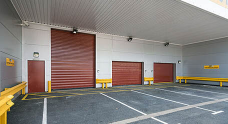 StorageMart on Knaves Beech Way in High Wycombe Loading Bay