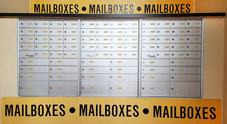 Manhattan Mini Storage on Wallabout Street in Williamsburg Mailboxes