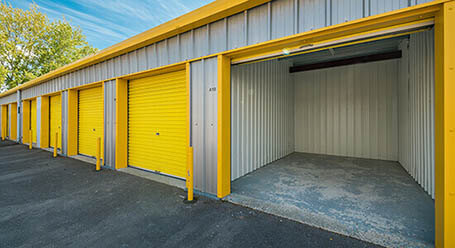 StorageMart on Willowbrook Road in Worthing drive up units