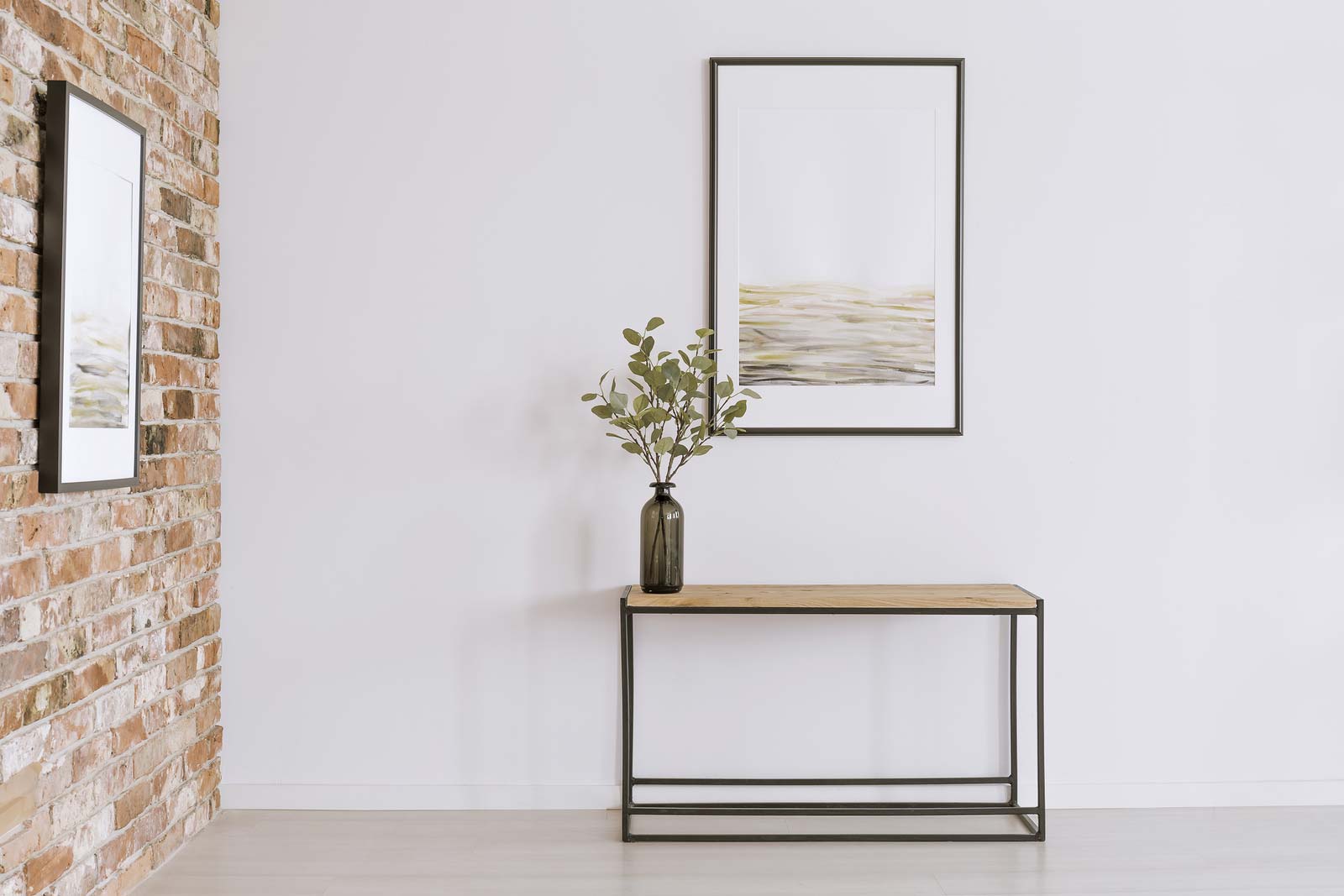 Consejos de almacenamiento de obras de arte | StorageMart